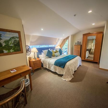The Classic Villa Christchurch Extérieur photo