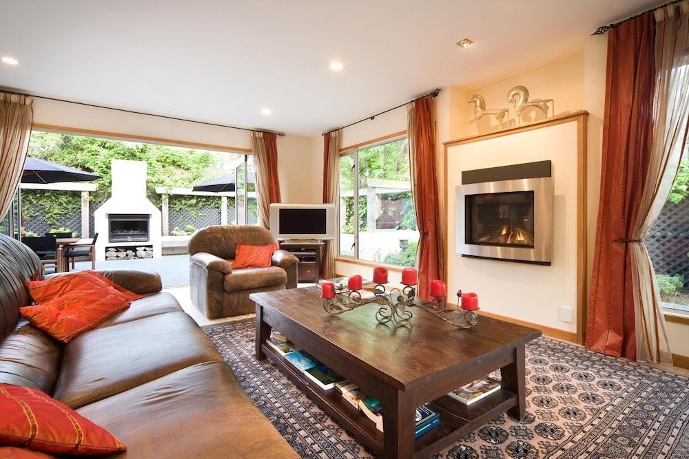 The Classic Villa Christchurch Extérieur photo