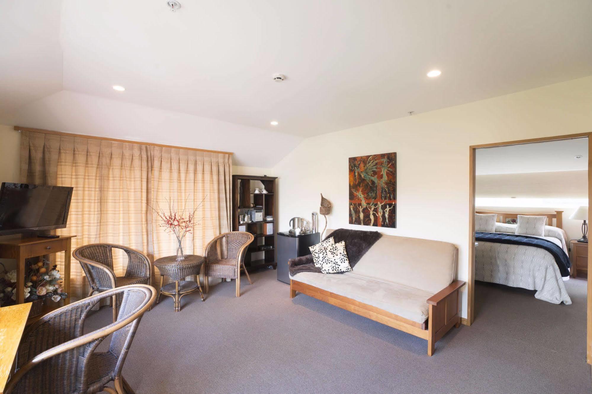 The Classic Villa Christchurch Extérieur photo