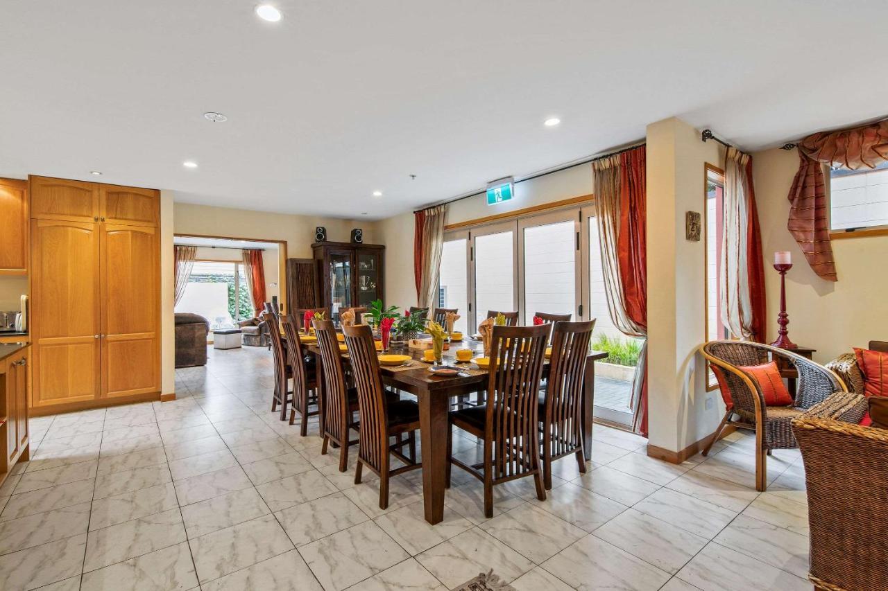 The Classic Villa Christchurch Extérieur photo